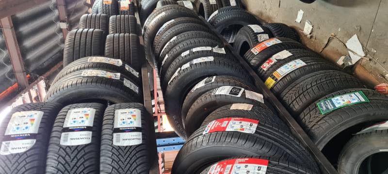 Vente de pneus toutes marques pour voiture à La Farlède dans le Var